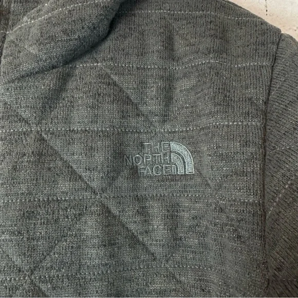 The North Face Men's Medium Homme Reversible Camouflage Jacket Grey Camo Coat M